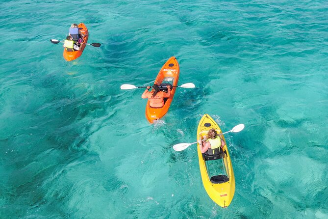 Sea Glass Island and Clear Kayak Adventure - A short paddle from Savaneta to Sea Glass Island