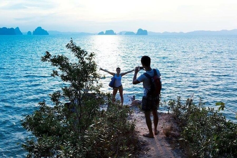 Sea Kayaking in Ao Thalane & Optional Full-Day Hong Island - Adding lunch to the kayak day