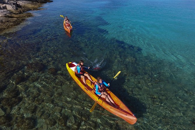 Sea kayaking Postira - Lovrečina (St.Lovre, archaeological site) - Starting at Porat Beach in Postira