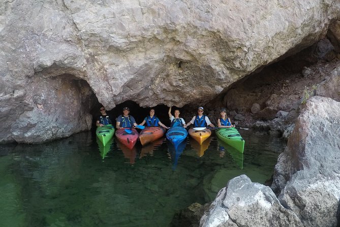 Self-Drive Emerald Cave Kayak Tour: Guided Willow Beach Paddle - Snacks, photos, and the small details that help