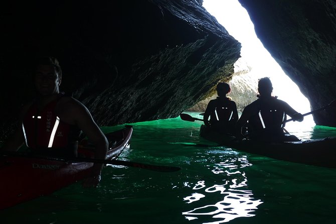 Sesimbra Discovery by Kayak - Why paddle the Sesimbra coast