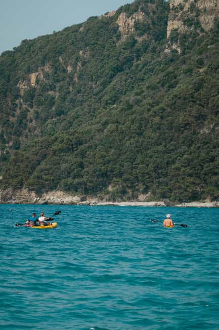 Sestri Levante: Kayak Excursion in the Biodiversity of the Bay of Gold - Who will enjoy this outing most
