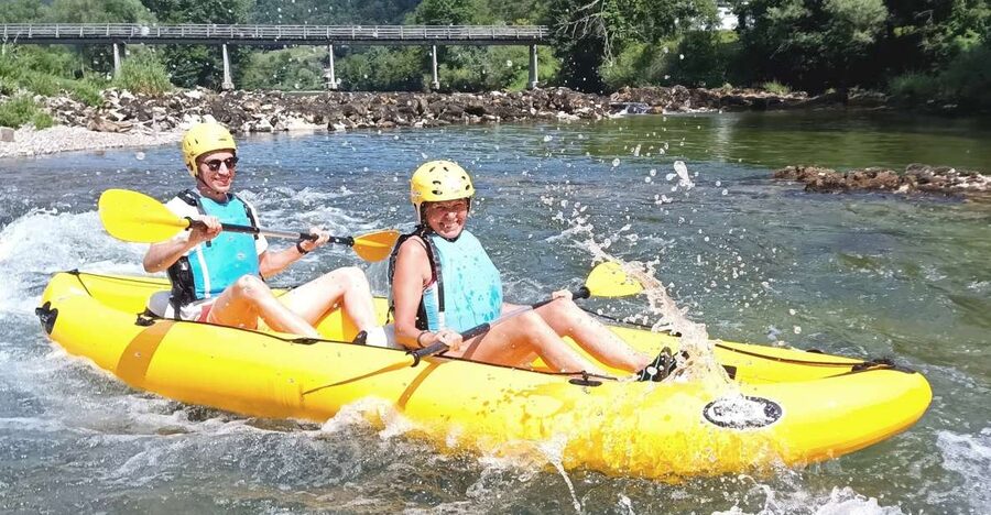 Severin na Kupi: Canoeing and Kayaking on the Kupa River - Kayak or relaxed family raft?
