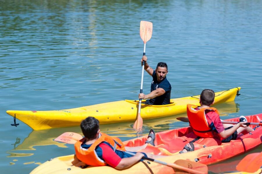 Seville:Guadalquivir River Kayak Tour - Torre Sevilla and the first river views