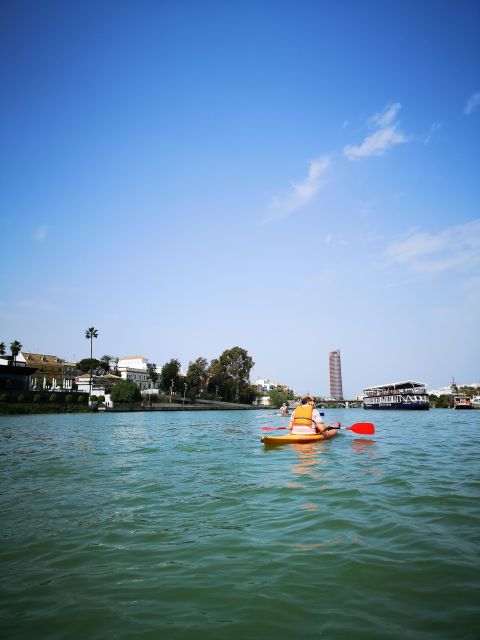 Seville:Guadalquivir River Kayak Tour - Triana Bridge and the Puente de Isabel II