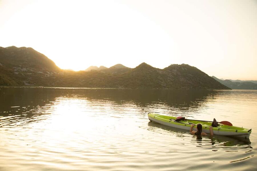 Skadar Lake: Individual Kayaking, hidden canals and swimming - Choosing one hour, two hours, or a full day