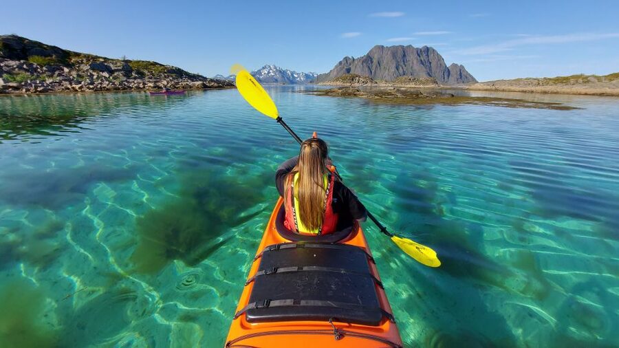Skrova Island : 3hours Guided Kayak Tour - Your first ten minutes on Skrova