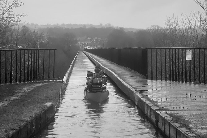 Small Group Pontcysyllte Aqueduct Canoe Trip - Why paddling Pontcysyllte Aqueduct feels special
