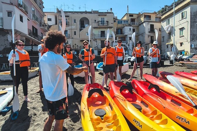 Small groups Kayak tour from Sorrento to Bagni Regina Giovanna - Leaving Marina Grande for the Sorrento coast