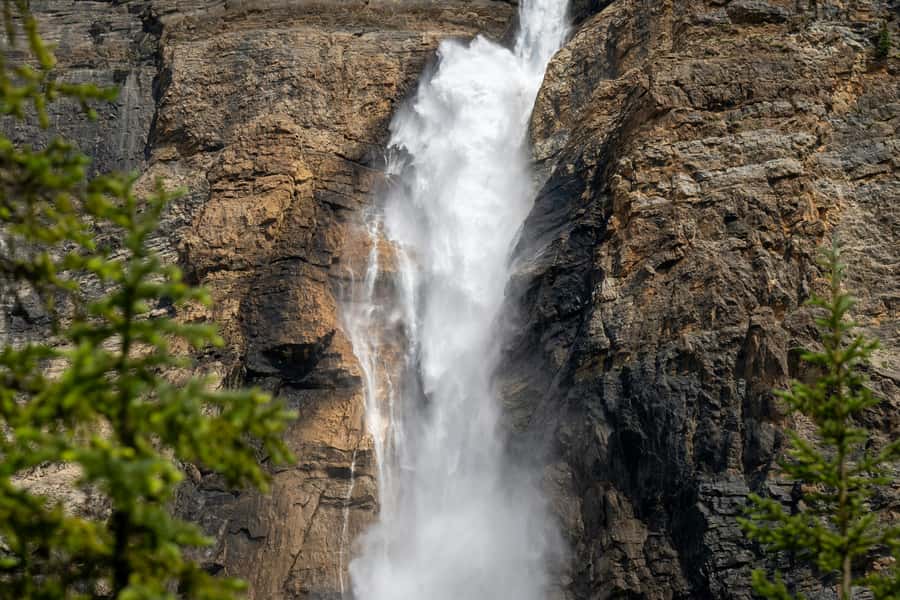Small Grp: Emerald Lake (Optional Canoe) & Takakkaw Falls - Should you book this Emerald Lake and Takakkaw Falls tour?