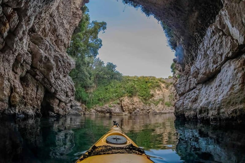 Sorrento: Guided Kayak Tour + Free 1h Paddleboarding - The free paddleboarding hour is a real bonus