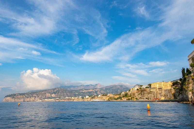 Sorrento: Guided Kayak Tour + Free 1h Paddleboarding - What is included, and why it matters