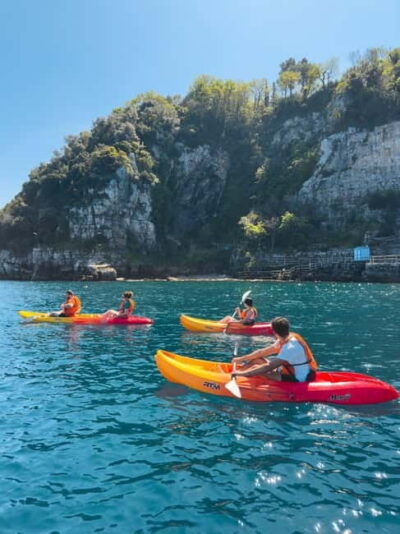 kayak small group tour to Bagni Regina Giovanna