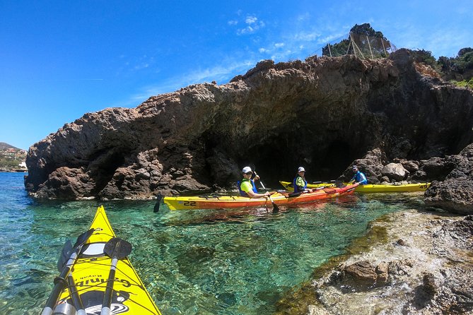 Sounio Sea Kayak Tour to the Temple of Poseidon full program - Hotel pickup and the long ride south