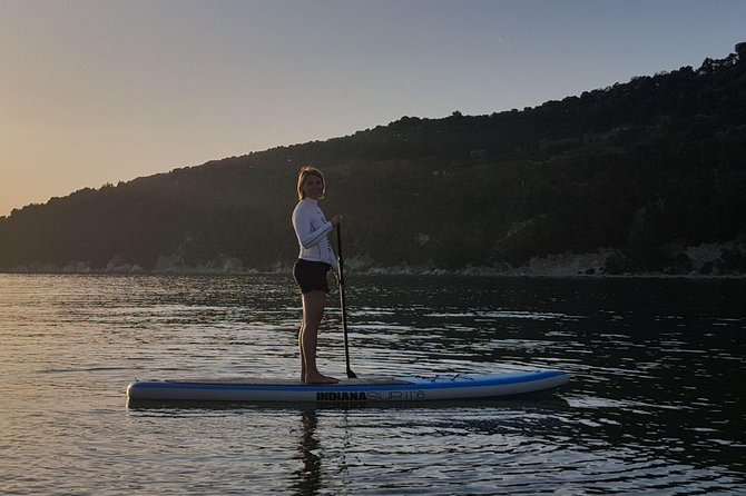 Split Sunset Stand Up Paddle Tour - Sunset, Wine, and the Social Finish