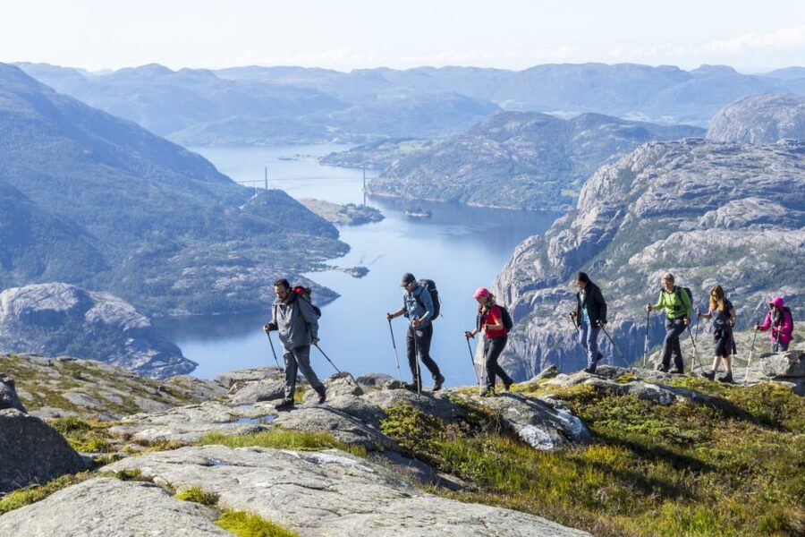 Stavanger: Preikestolen Hidden Trail Hike + Canoe + Lunch - Who should book this hike?