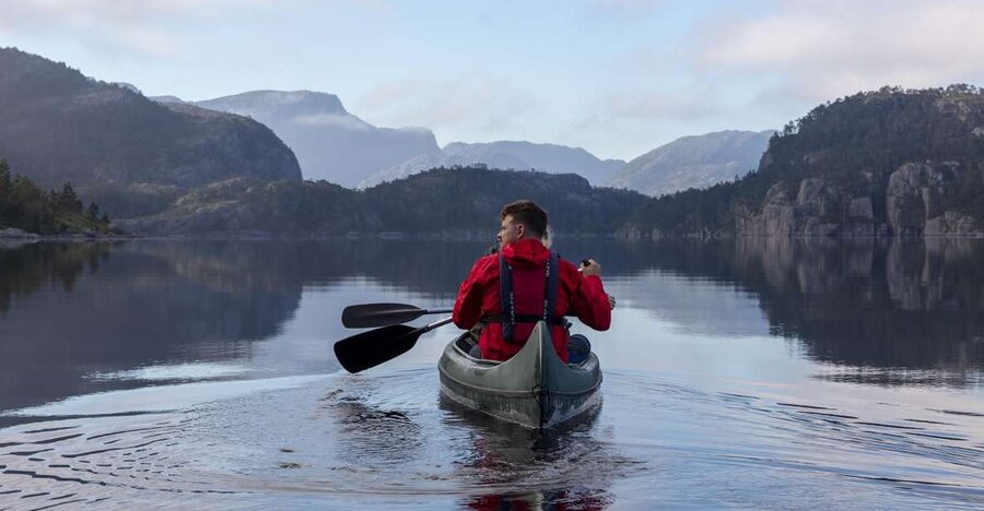 Stavanger: Preikestolen Hidden Trail Hike + Canoe + Lunch - Is $273 a fair price?