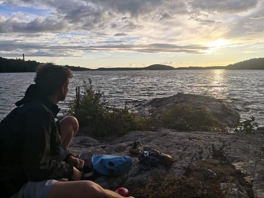 Stockholm Evening Kayak with BBQ. - Returning to shore for the beach BBQ