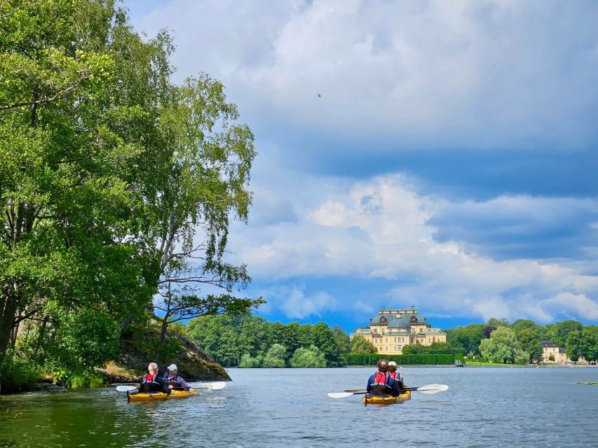 Stockholm: Guided Kayak Tour to Drottningholm Royal Palace - Paddling around Kärsön in Lovö nature reserve