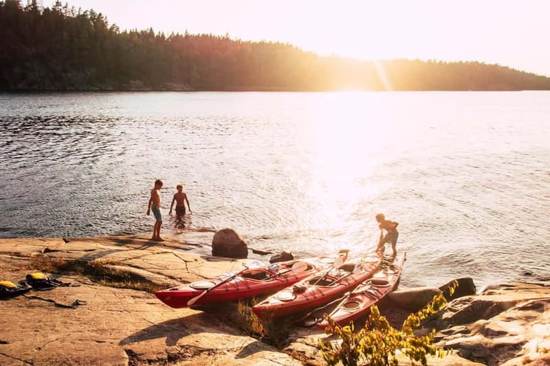 Stockholm: Self Guided Kayak Adventure in Nature Reserve - Choosing between a single and double kayak