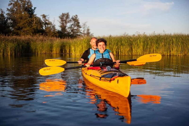 Stockholm: Sunset Archipelago Kayaking & Toast on the Water - Key points at a glance