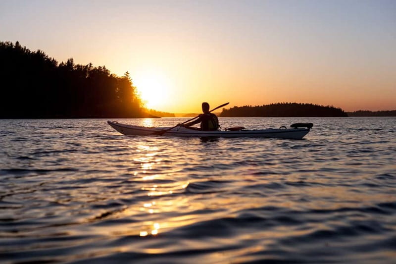 Stockholm: Sunset Archipelago Kayaking & Toast on the Water - Sauna, clothing, and comfort