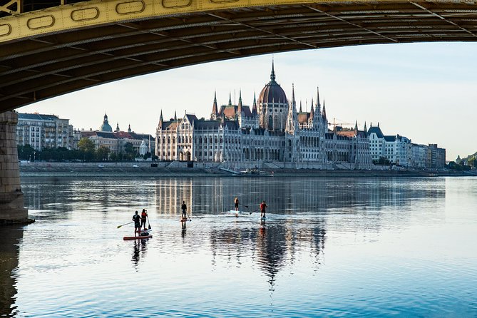 Sunrise SUP to the heart of Budapest - Getting comfortable on the board at Római part