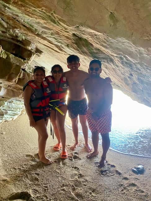 Sunset kayak/Sup tour - Lukova tiny caves and Secret beaches - The 20-minute paddle back
