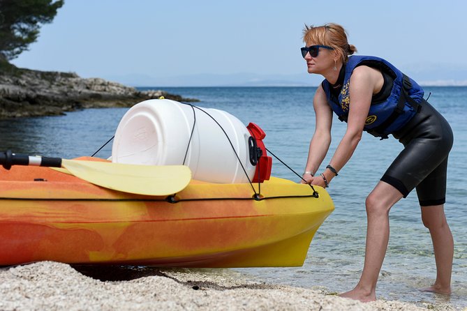 Supetar-Postira kayaking - Timing, meeting points, and what to bring