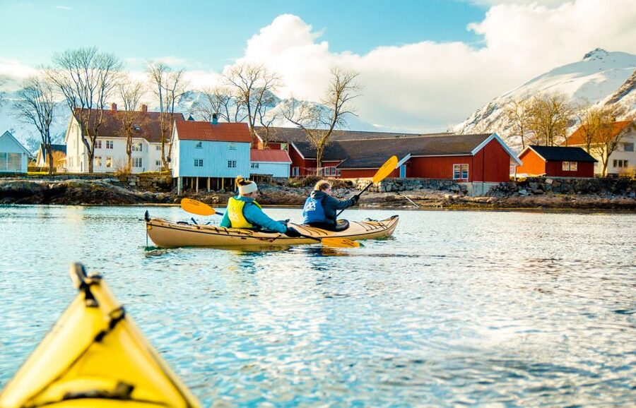 Svolvaer: 2-Hour Winter Kayaking Adventure - Who should book this winter kayak trip