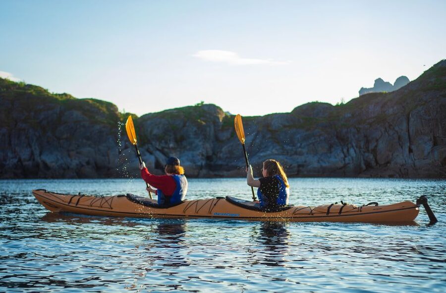 Svolvær: Evening Kayaking Adventure - Key points to know