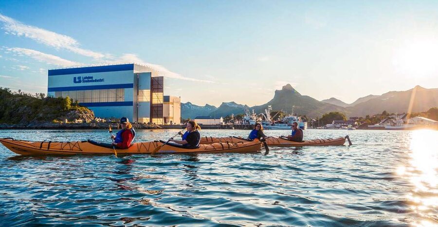 Svolvær: Evening Kayaking Adventure - What the $131 Price Gets You