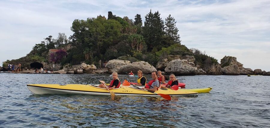 Taormina: Kayak Coastal Tour to Isola Bella and Blue Grotto - Practical details that can affect your day