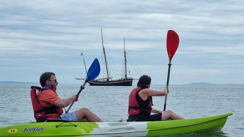 Tenby: Guided Kayaking Adventure - Waterwynch Bay: a useful pause and a quieter shore