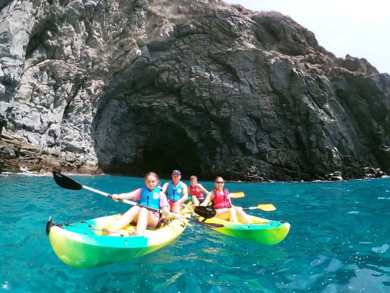 Tenerife: Kayak & Snorkel with Local Fauna, Photos Included - The 20-minute safety briefing
