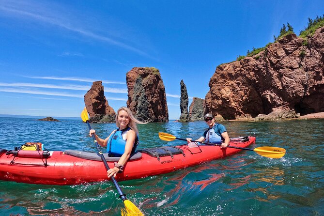Three Sisters Sea Kayaking Day Tour - The first 1.5 hours along the cliffs