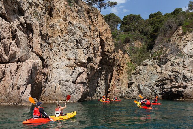 Tossa de Mar: Kayak & Snorkel Tour with Paella from Barcelona - Walking the Camí de Ronda for the best views