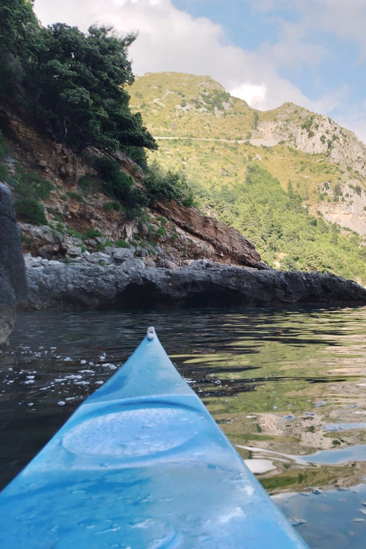 Tour in Kayak sulle orme di James Bond a Maratea - Why this Maratea kayak trip is worth your morning