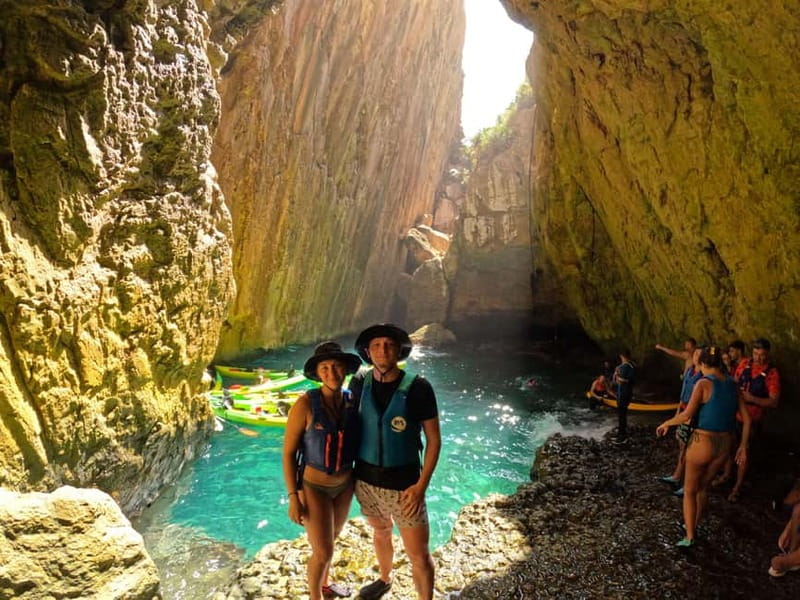 Tour kayak Moraira - Benitatxell (Cala Moraig) - Cala Pinos and the changing pace of the route