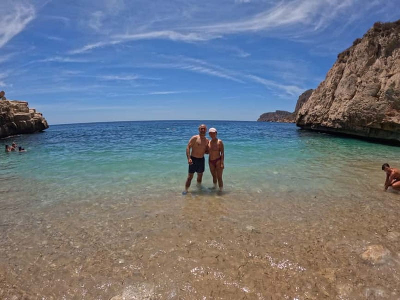 Tour kayak Moraira - Benitatxell (Cala Moraig) - Cap d’Or, bats, and old fishing shelters