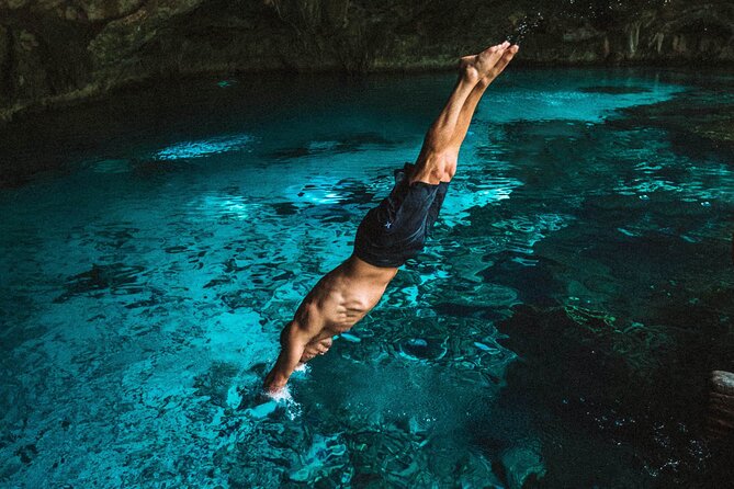Uncharted Caves & Snorkelling Heaven: Cala Granadella Kayak Tour - Parking and getting to Playa Granadella