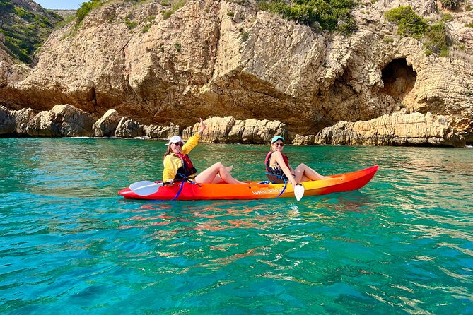 Uncharted Marine Reserve Cave, Snorkel & Cliff Jumping Kayak Tour - The return paddle and the real fitness level