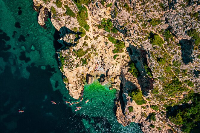 Uncharted Marine Reserve Cave, Snorkel & Cliff Jumping Kayak Tour - Who will enjoy this Xàbia kayak tour most?