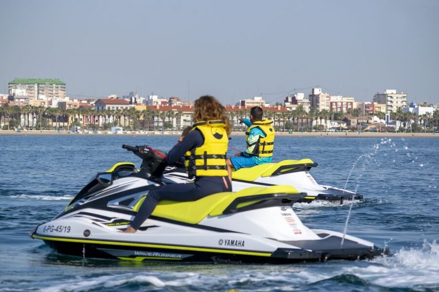 Valencia: Jet Ski Tour + Paddle Surf + Photos + Free drink - Key points to know before you book