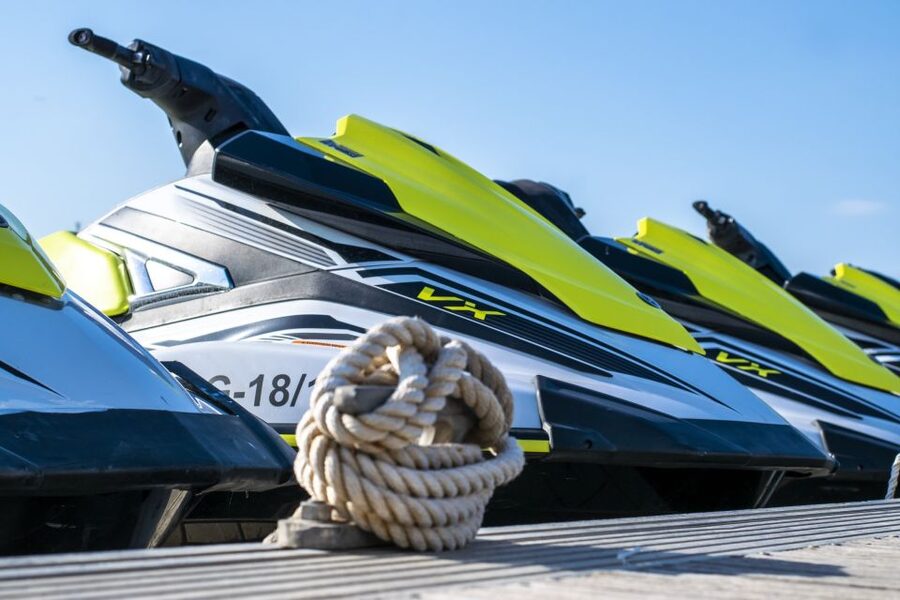 Valencia: Jet Ski Tour + Paddle Surf + Photos + Free drink - Taking off from Valencia’s harbor