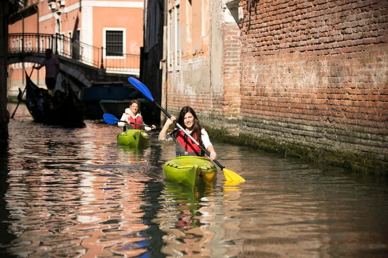 Venice: Guided Canal Kayak Tour at Day, Night, or Sunset - Paddling through Cannaregio