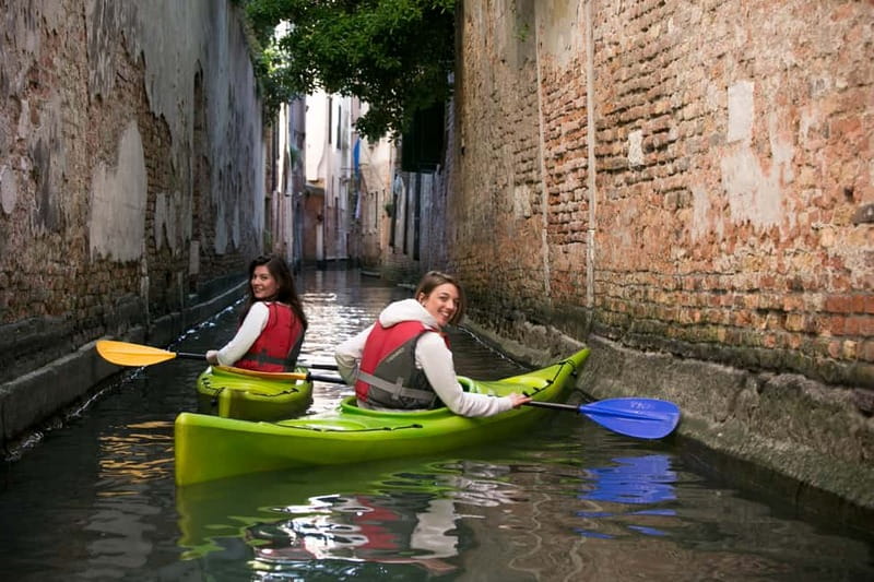 Venice: Guided Canal Kayak Tour at Day, Night, or Sunset - Meeting at Venetian Rowing on Calle Brazzo