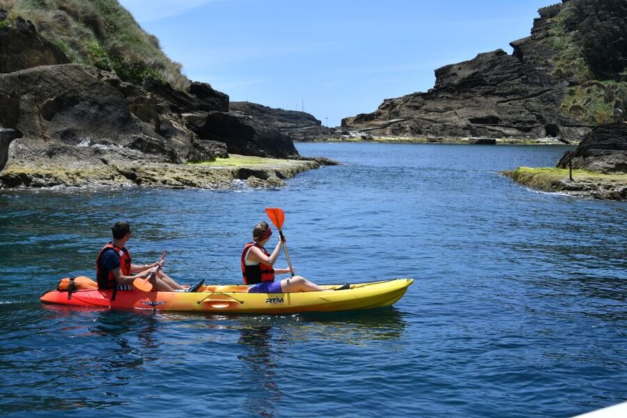 Vila Franca do Campo: Kayak Rental - Kayak Choices for Couples and Families